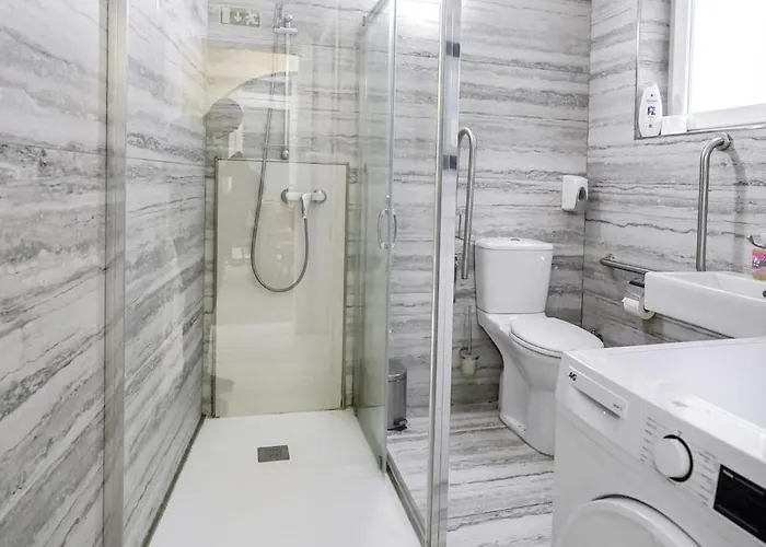 Spacious Two-bedroom Maisonette Located In Valletta Apartament