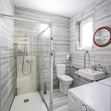 Spacious Two-bedroom Maisonette Located In Valletta